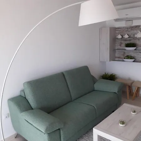 Dreamhomesbymaria Beachfront With Garage And Wifi